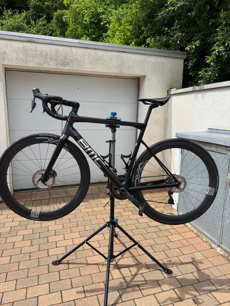 Used BMC Teammachine SLR02 DISC TWO 2020 2020 Road & Gravel, Black — image 2 of 7