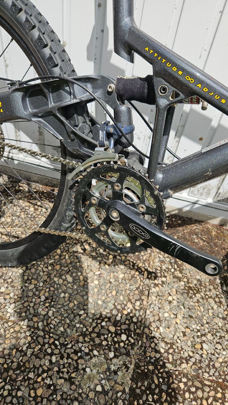 Used Cannondale Jekyll Shimano Deore XT 2001 Mountainbike, Light Gray — image 3 of 5