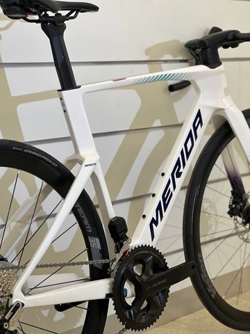 Merida REACTO 5000 2027 2027 Road & Gravel usato, Bianco — immagine 3 di 5