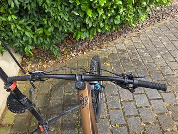 Used Radon SWOOP 10.0 2022 2022 Mountainbike, Orange, 29 — image 6 of 18