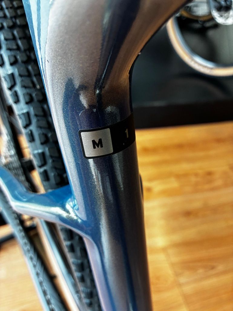 Used Giant Revolt Advanced 1 2026 2026 Road & Gravel, Blue — image 5 of 10