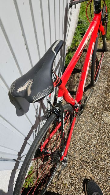 Used Felt Custom Campagnolo Record 2007 Road & Gravel, Red — image 6 of 6