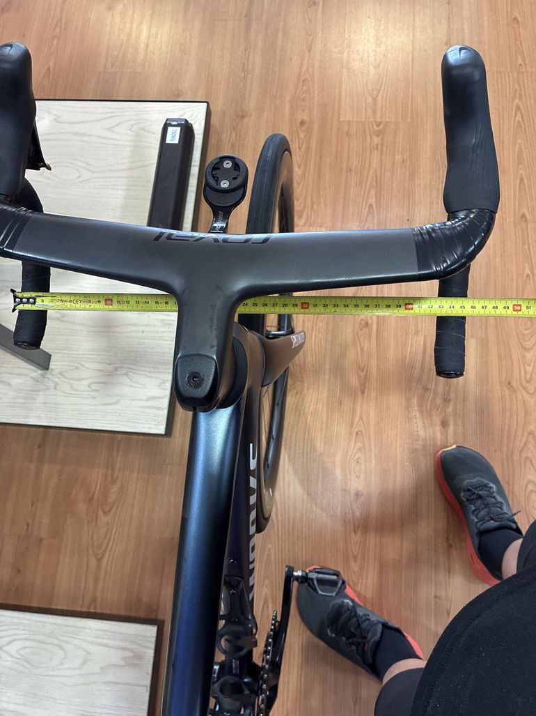 Used Specialized S-Works Tarmac SL8 - Shimano Dura-Ace Di2 2025 2025 Road & Gravel — image 16 of 18