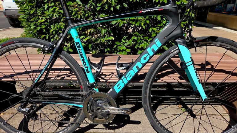 Used Bianchi Infinito CV Chorus 2016 2016 Road & Gravel, Black — image 2 of 7