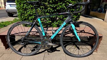 Używany Bianchi Infinito CV Chorus 2016 2016 Road & Gravel — zdjęcie 1 z 15