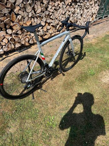 Used Colnago V3-RS 2023 Road & Gravel — image 3 of 4
