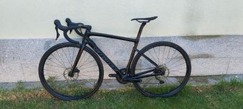 Used Specialized Tarmac SL6 Disc Pro - SRAM Force eTap AXS 2020 2020 Road & Gravel — image 5 of 7