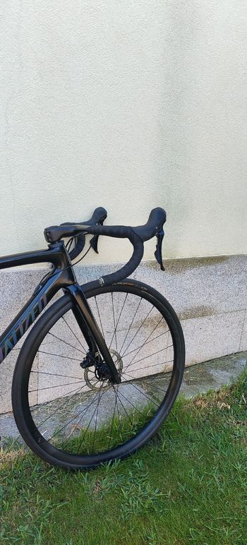 Used Specialized Tarmac SL6 Disc Pro - SRAM Force eTap AXS 2020 2020 Road & Gravel — image 3 of 7
