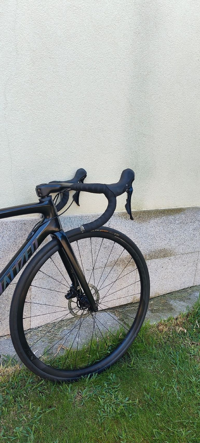 Used Specialized Tarmac SL6 Disc Pro - SRAM Force eTap AXS 2020 2020 Road & Gravel — image 3 of 7