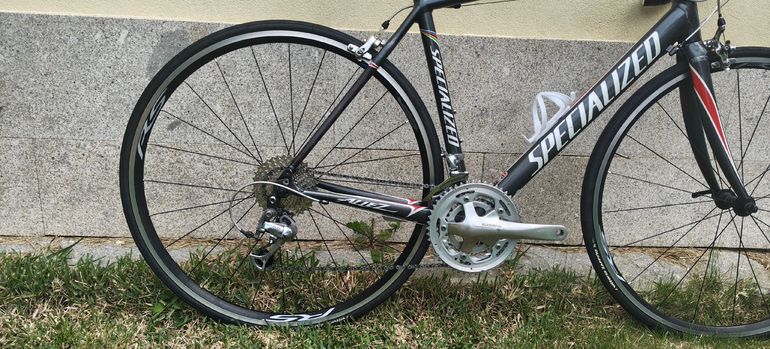 Used Specialized Tarmac Shimano 105 2010 Road & Gravel — image 2 of 5