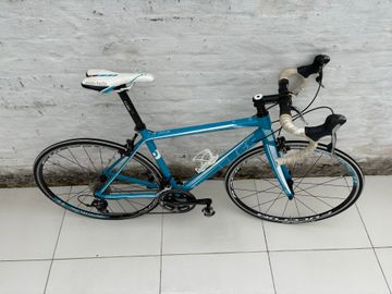CUBE Axial wls Race 2016 2016 Road & Gravel usato, Blu — immagine 4 di 6