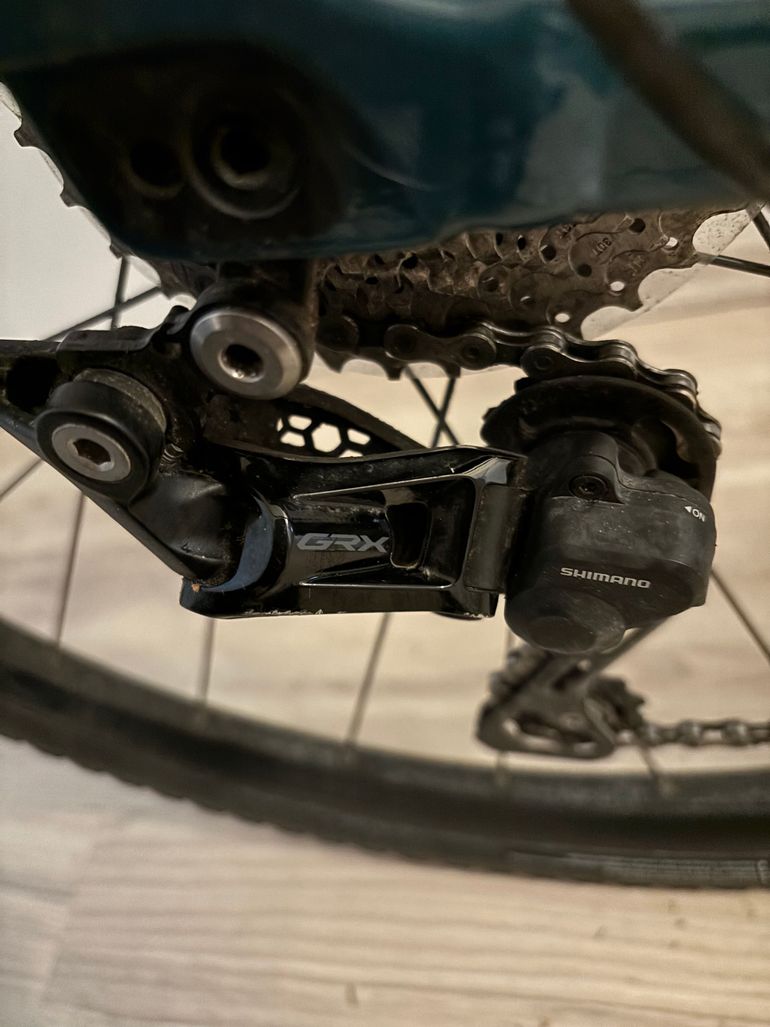 Used Giant Revolt 1 2022 2022 Road & Gravel, Blue — image 6 of 7