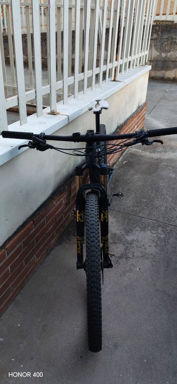 Orbea Oiz Shimano Deore XT 2020 Mountainbike usato, Grigio chiaro — immagine 7 di 7