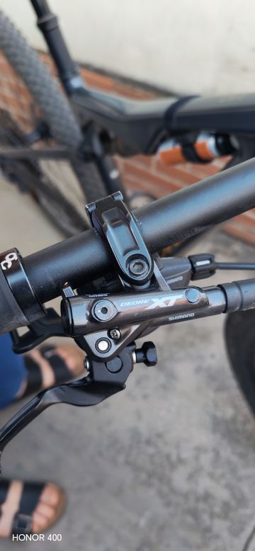 Orbea Oiz Shimano Deore XT 2020 Mountainbike usato, Grigio chiaro — immagine 4 di 7