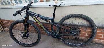 Orbea Oiz Shimano Deore XT 2020 Mountainbike usato, Grigio chiaro — immagine 2 di 7