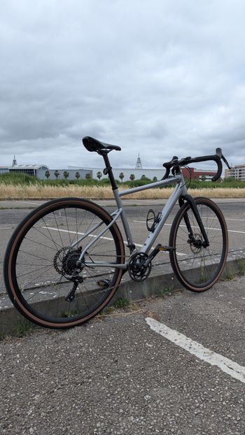Used Cannondale Topstone 3 2024 2024 Road & Gravel, Hellgrau — image 3 of 10
