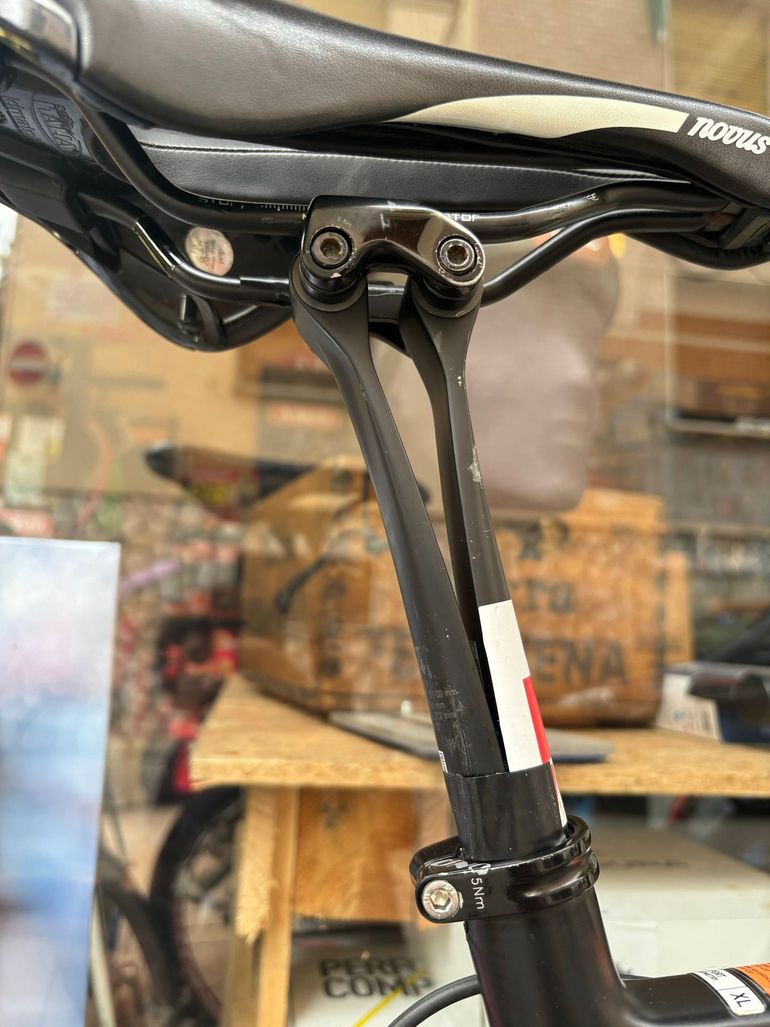 Used canyon endurance cf Canyon endurance cf Custom Shimano Ultegra 2019 Road & Gravel, Black — image 5 of 7