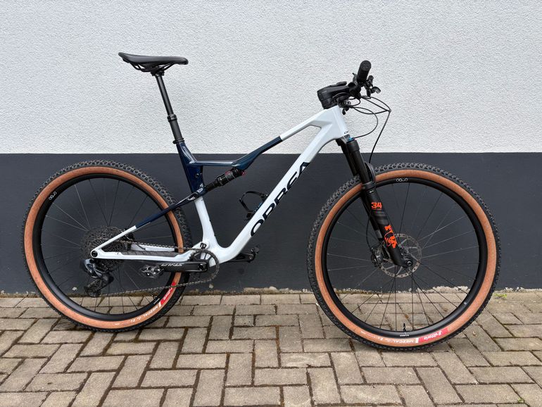 Used Orbea OIZ M11 AXS 2023 2023 Mountainbike — image 2 of 19
