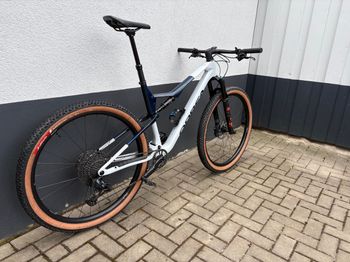 Used Orbea OIZ M11 AXS 2023 2023 Mountainbike — image 12 of 19