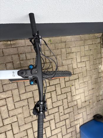 Used Orbea OIZ M11 AXS 2023 2023 Mountainbike — image 9 of 19
