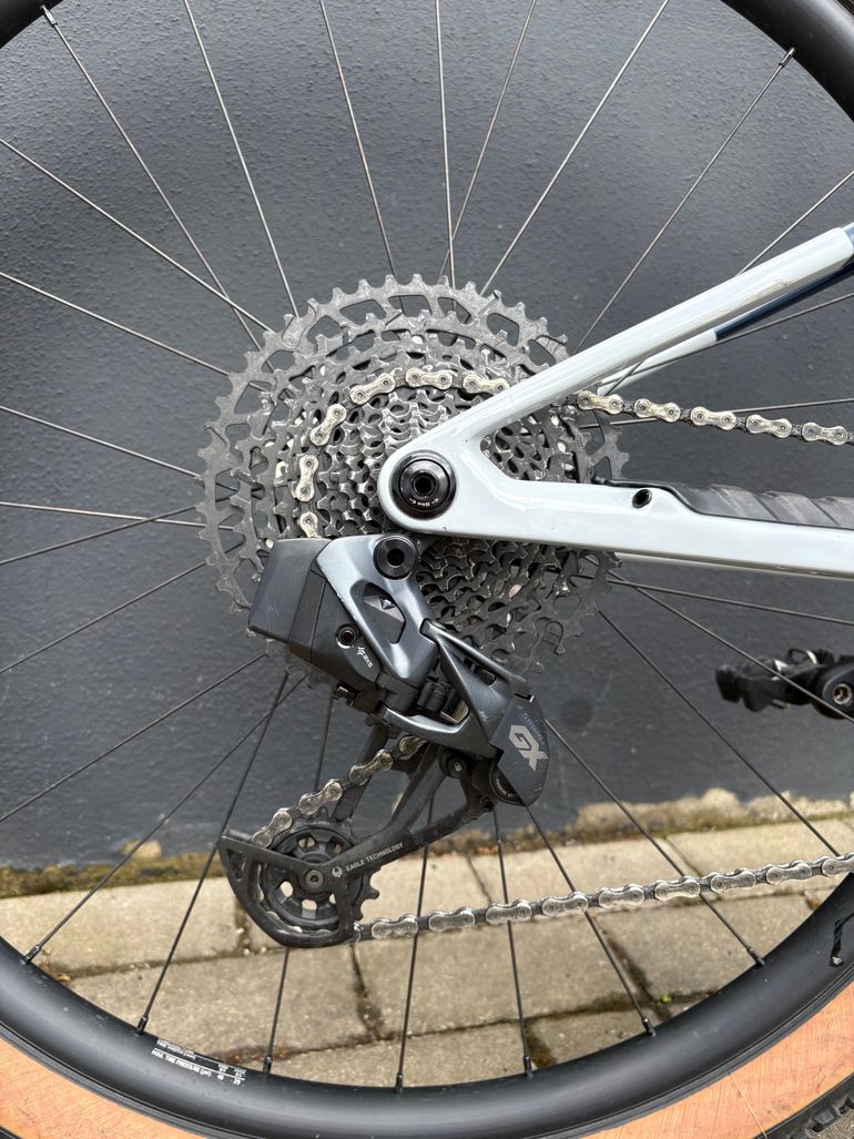 Used Orbea OIZ M11 AXS 2023 2023 Mountainbike — image 10 of 19