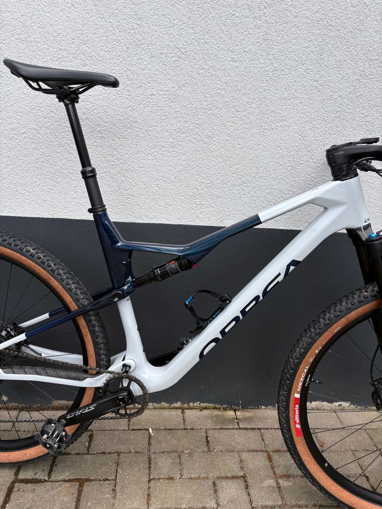 Used Orbea OIZ M11 AXS 2023 2023 Mountainbike — image 14 of 19