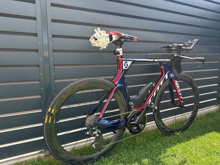 Used Scott Plasma Premium 5 RC Scott Plasma Premium 5 RC Custom Shimano Dura Ace Di2 2018 Road & Gravel, Blue — image 10 of 13