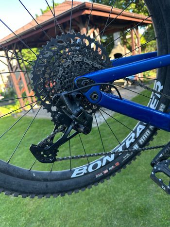 Used Lapierre Spicy CF Team 2023 2023 Mountainbike, Blue — image 6 of 7