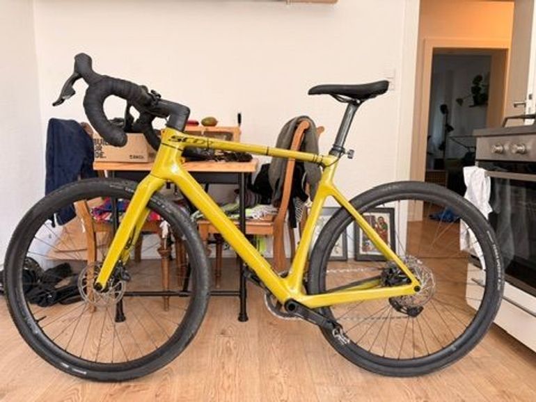 Used Scott Addict Gravel 20 2023 2023 Road & Gravel, Green — image 2 of 31