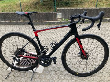 Giant Defy Advanced 1 2020 2020 Road & Gravel usato, Nero — immagine 1 di 9