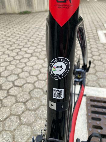 Used Giant Defy Advanced 1 2020 2020 Road & Gravel — image 6 of 9