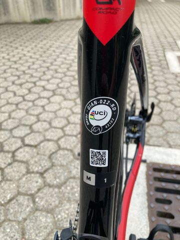 Giant Defy Advanced 1 2020 2020 Road & Gravel usato, Nero — immagine 6 di 9