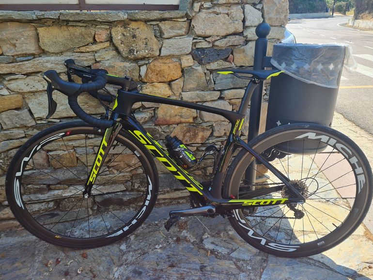 Used Scott Foil 10 2017 2017 Road & Gravel, Black — image 2 of 5