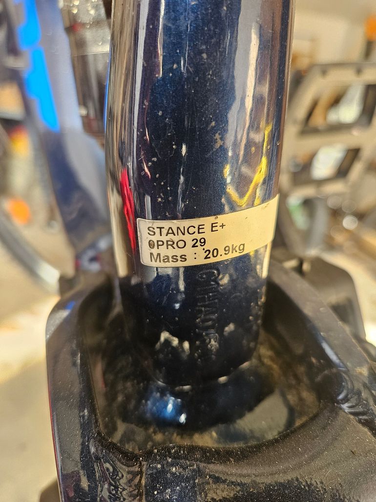 Used Giant Stance E+ 0 Pro 2023 2023 Mountainbike — image 2 of 4