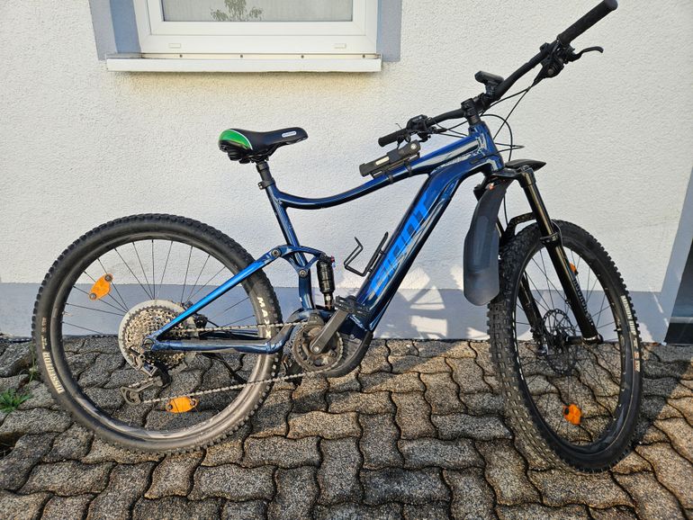 Used Giant Stance E+ 0 Pro 2023 2023 Mountainbike — image 1 of 4