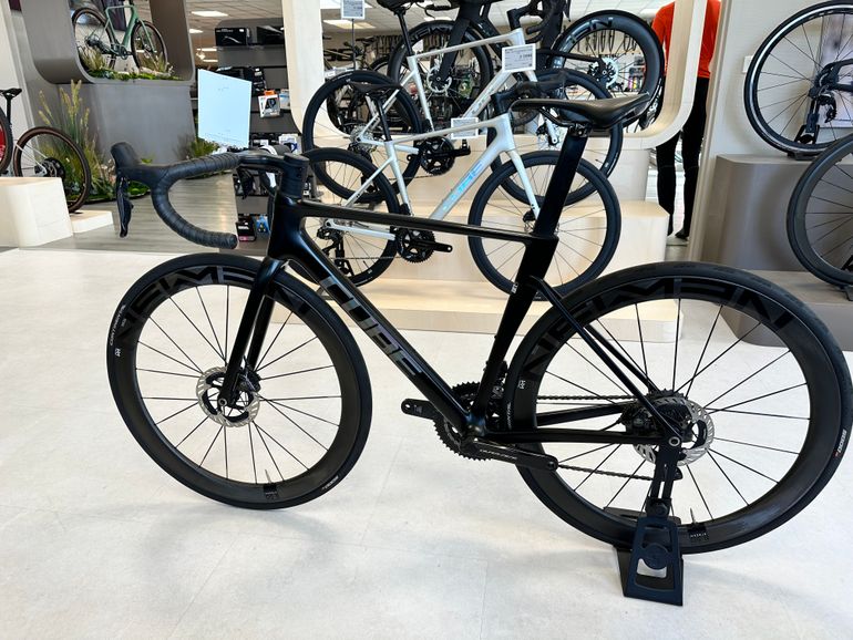 Used CUBE LITENING AIR C:68X SLT 2025 Road & Gravel, Black — image 8 of 8