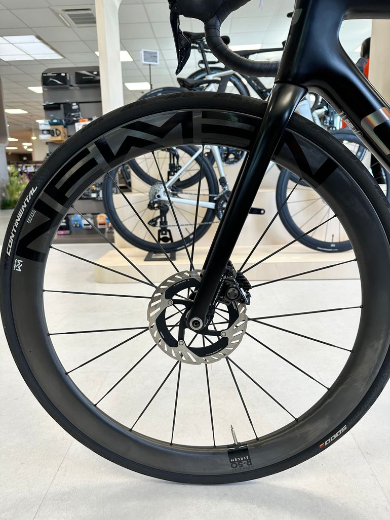 Used CUBE LITENING AIR C:68X SLT 2025 Road & Gravel, Black — image 7 of 8