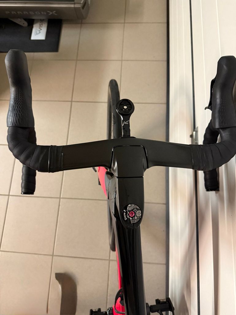 Used Trek Madone SL 6 Disc 2020 2020 Road & Gravel, Purple — image 10 of 10