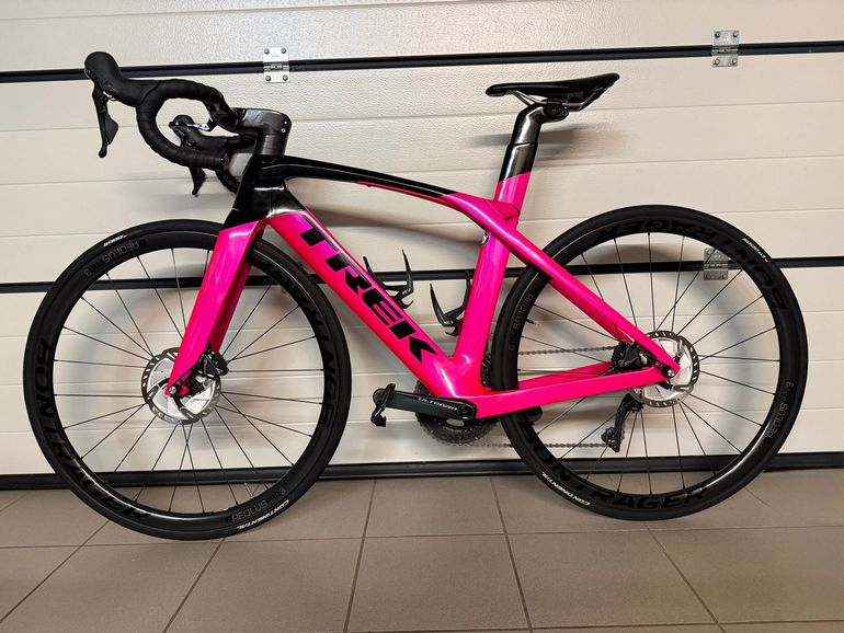 Used Trek Madone SL 6 Disc 2020 2020 Road & Gravel, Purple — image 2 of 10