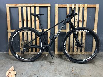 Used Canyon Exceed CF SLX 9.0 Pro Race LTD 2019 2019 VTT
