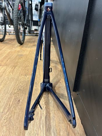 Used Colnago C68 Frameset 2023 Road & Gravel — image 9 of 10