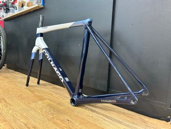 Used Colnago C68 Frameset 2023 Road & Gravel — image 8 of 10