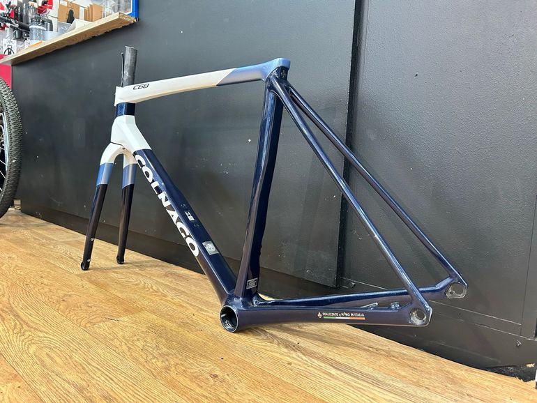Used Colnago C68 Frameset 2023 Road & Gravel — image 8 of 10