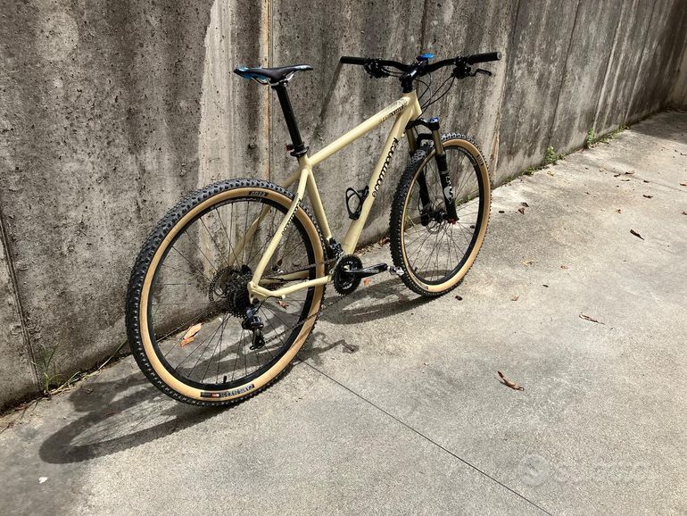 Used Commencal Commencal Supernormal 29 2014 Mountainbike, Light Gray — image 3 of 3