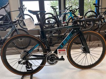 Used CUBE LITENING AERO C:68X SL 2022 Road & Gravel