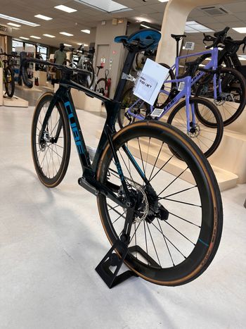 Used CUBE LITENING AERO C:68X SL 2022 Road & Gravel, Blue — image 7 of 7