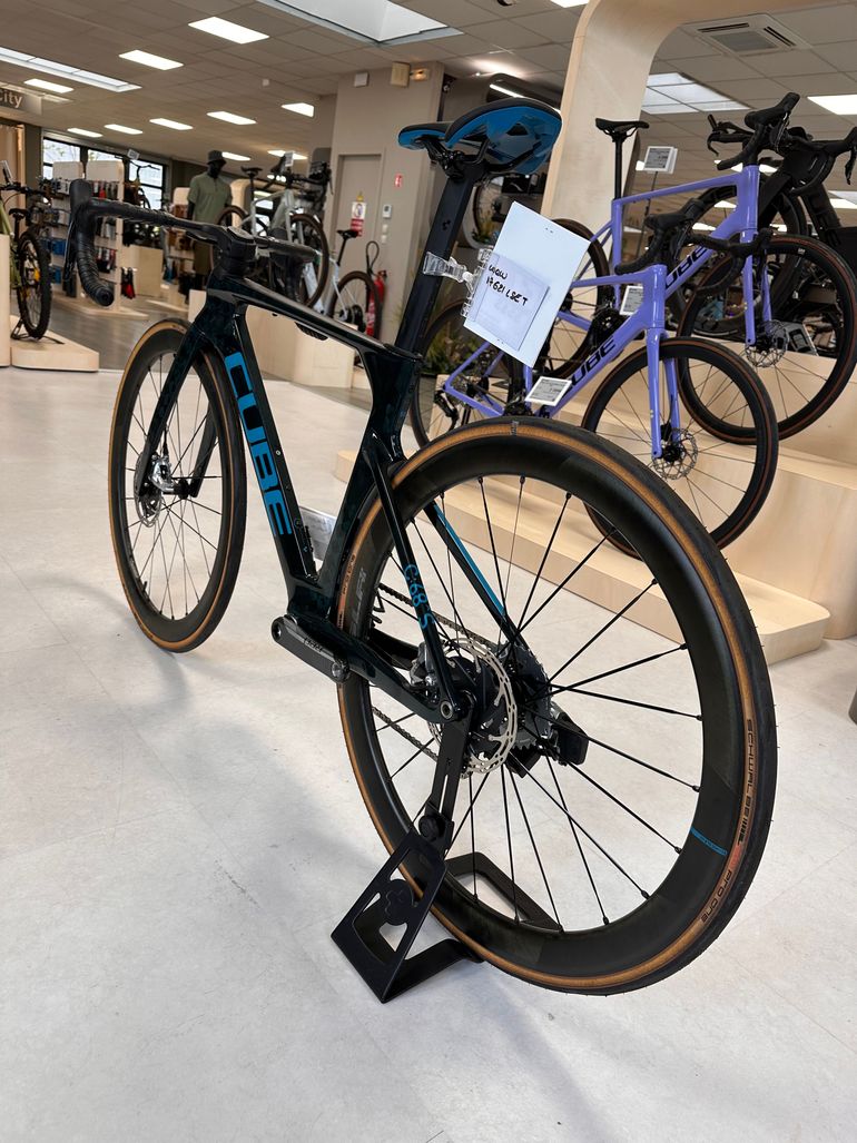 Used CUBE LITENING AERO C:68X SL 2022 Road & Gravel, Blue — image 7 of 7