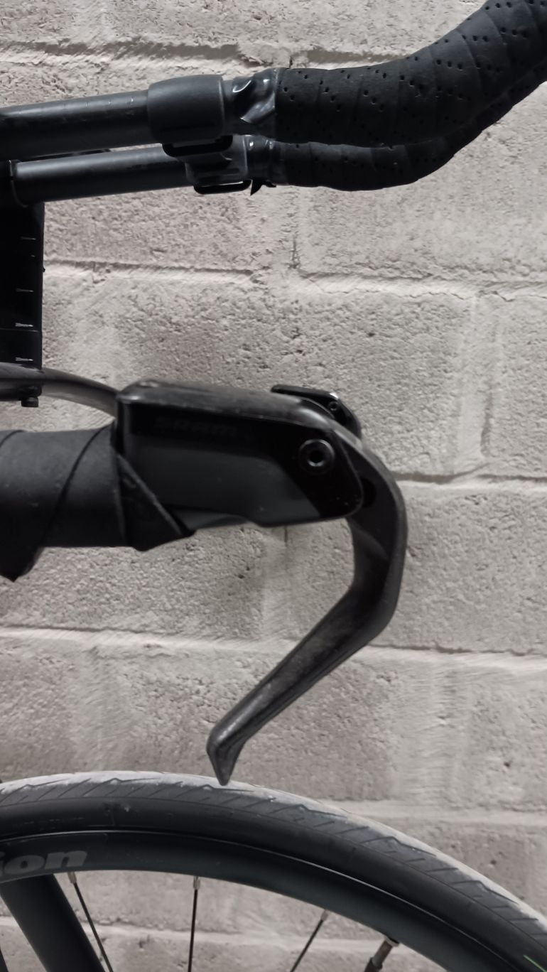 Used Argon 18 E117 Tri Disc Zwart Mat 2022 Road & Gravel, Black — image 9 of 13