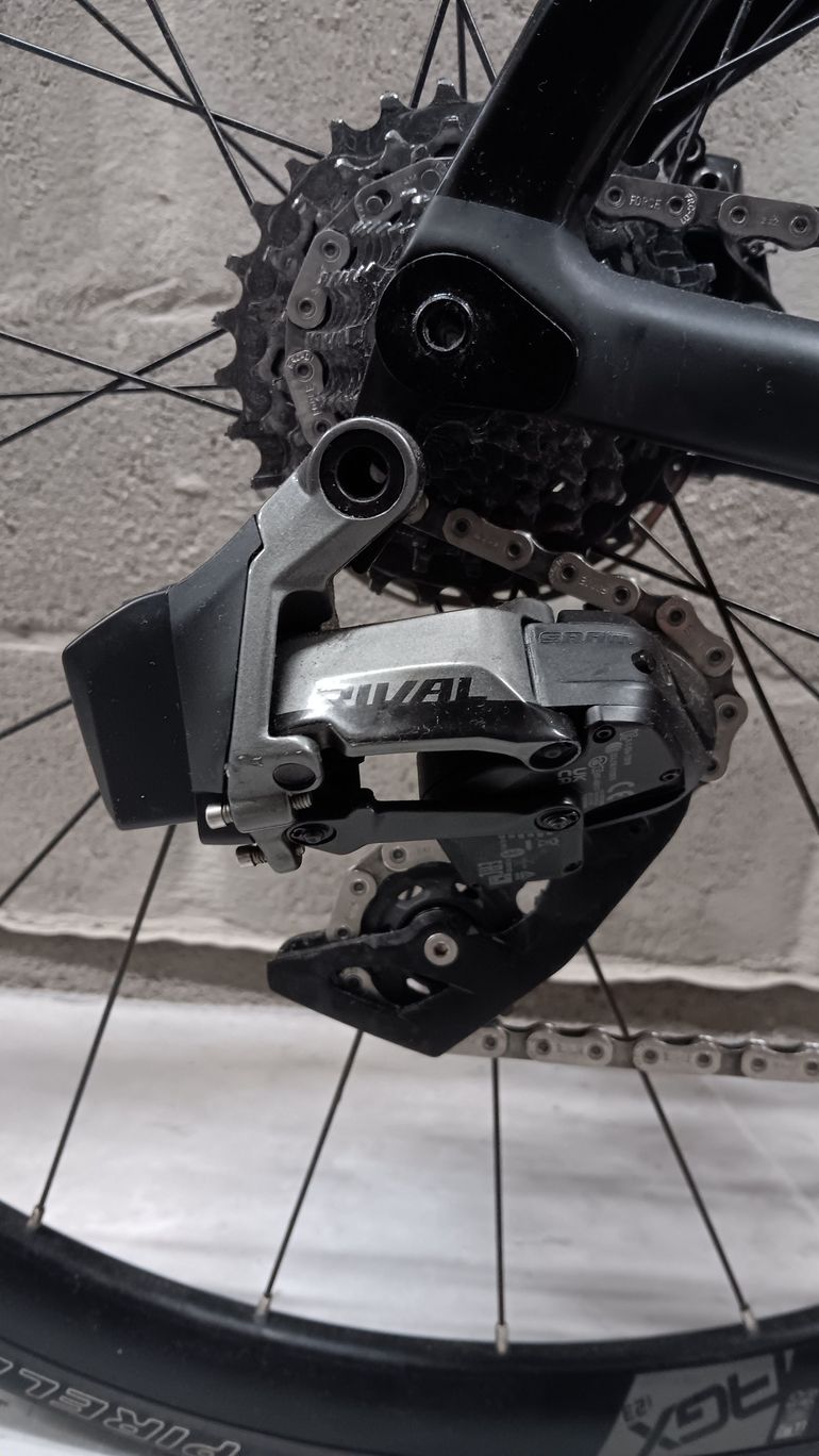 Used Argon 18 E117 Tri Disc Zwart Mat 2022 Road & Gravel, Black — image 6 of 13