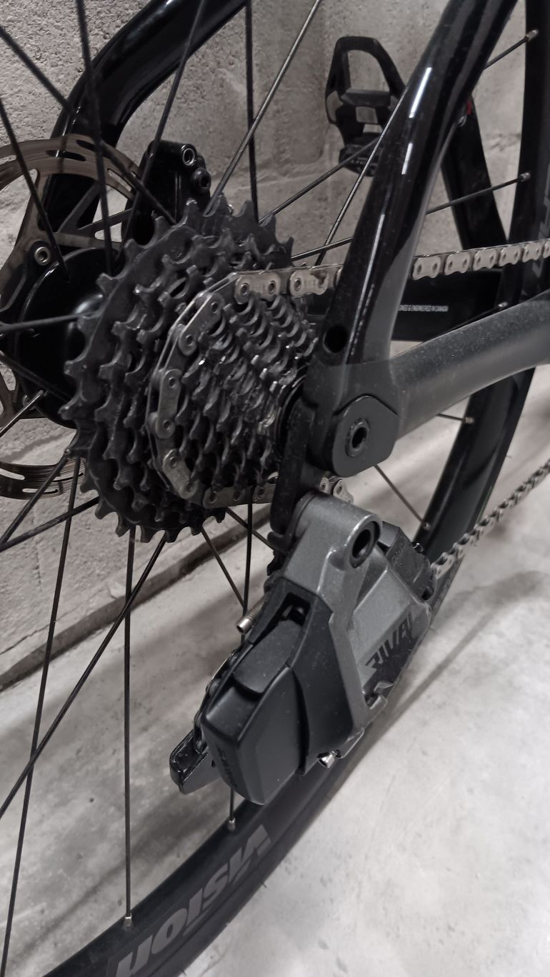 Used Argon 18 E117 Tri Disc Zwart Mat 2022 Road & Gravel, Black — image 11 of 13